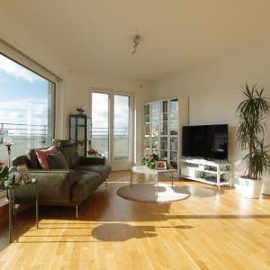 Riedberg 3-Zimmer-Design Apartment Frankfurt /丽德山庄 高级公寓 Frankfurt/Main